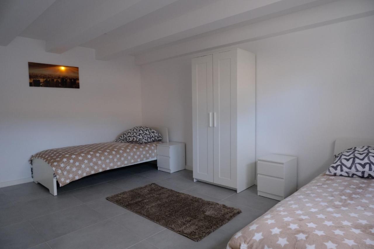2 Zimmer Monteurswohnung Mit Kuche Und Bad Osnabrück Buitenkant foto